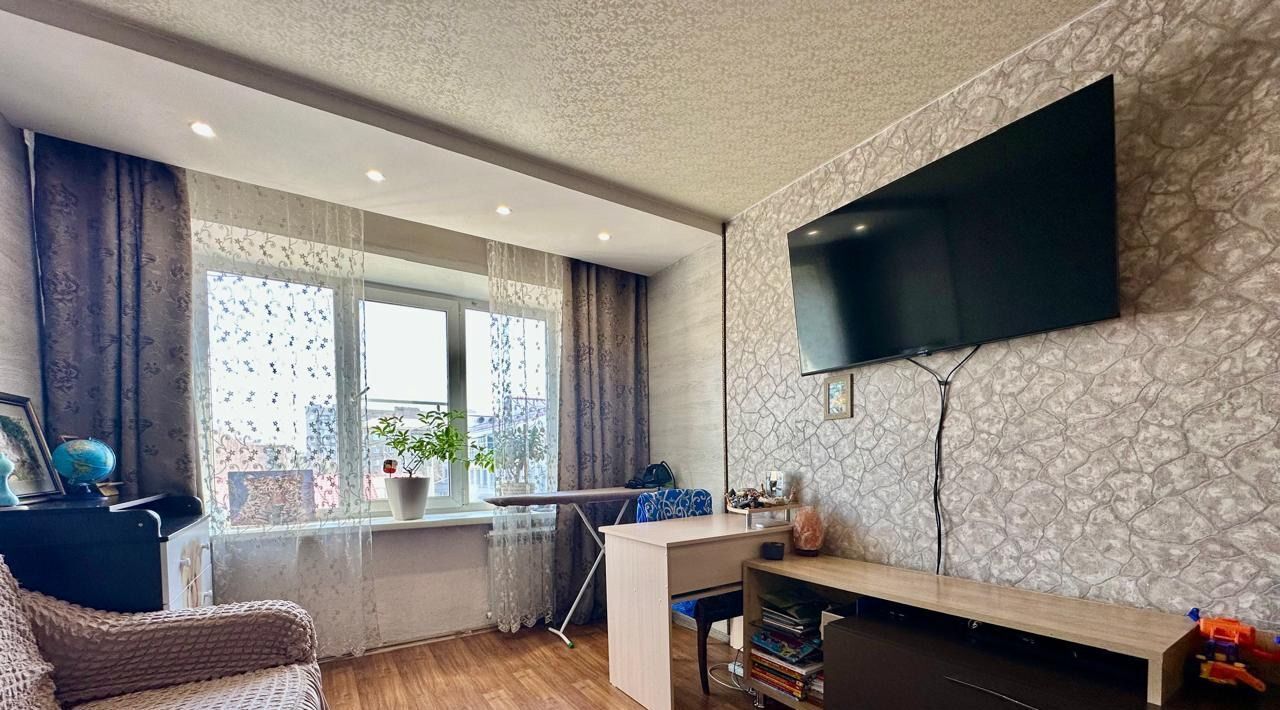 квартира г Новокузнецк р-н Центральный пр-кт Пионерский 40 фото 1