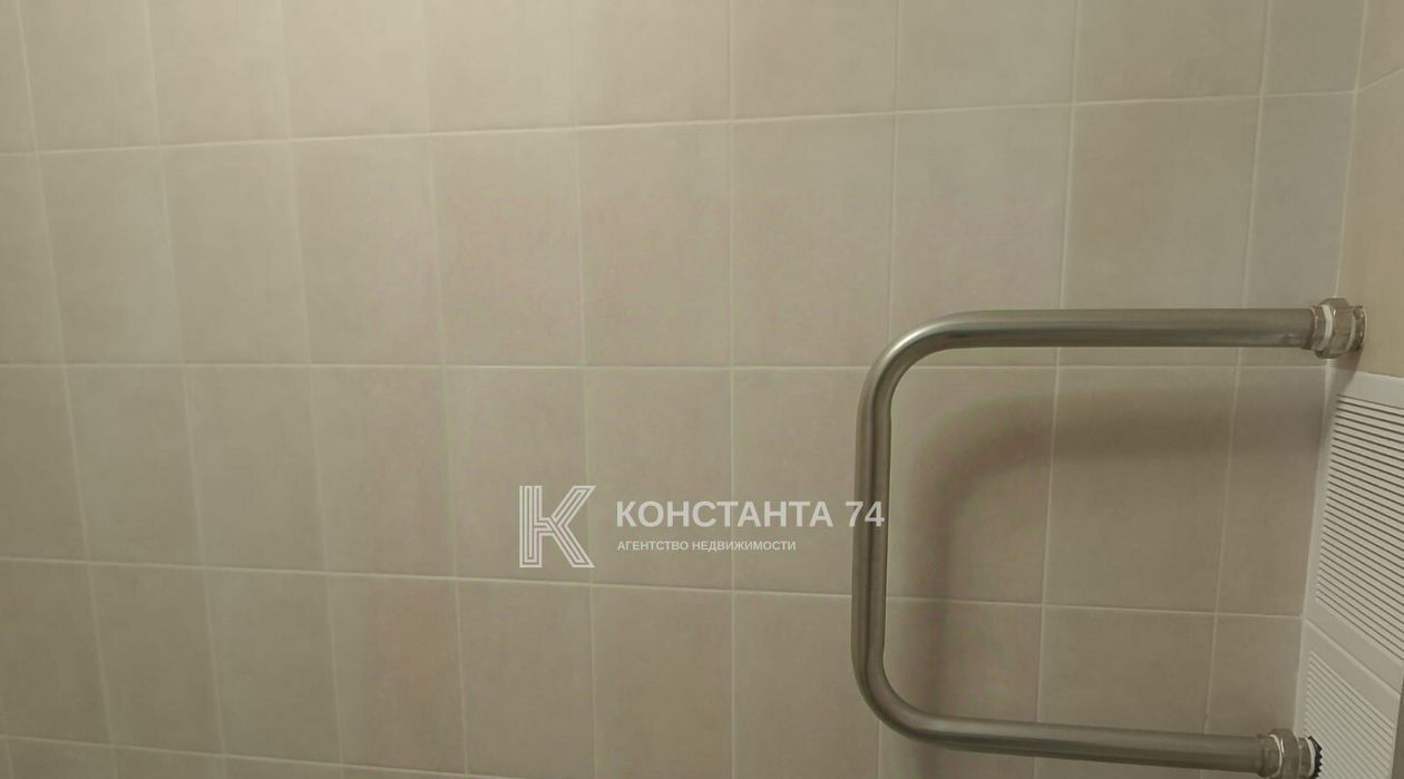квартира г Челябинск р-н Калининский ул Братьев Кашириных 131а фото 16