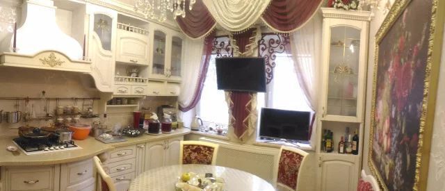 дом г Астрахань р-н Кировский ул Коммунистическая фото 5