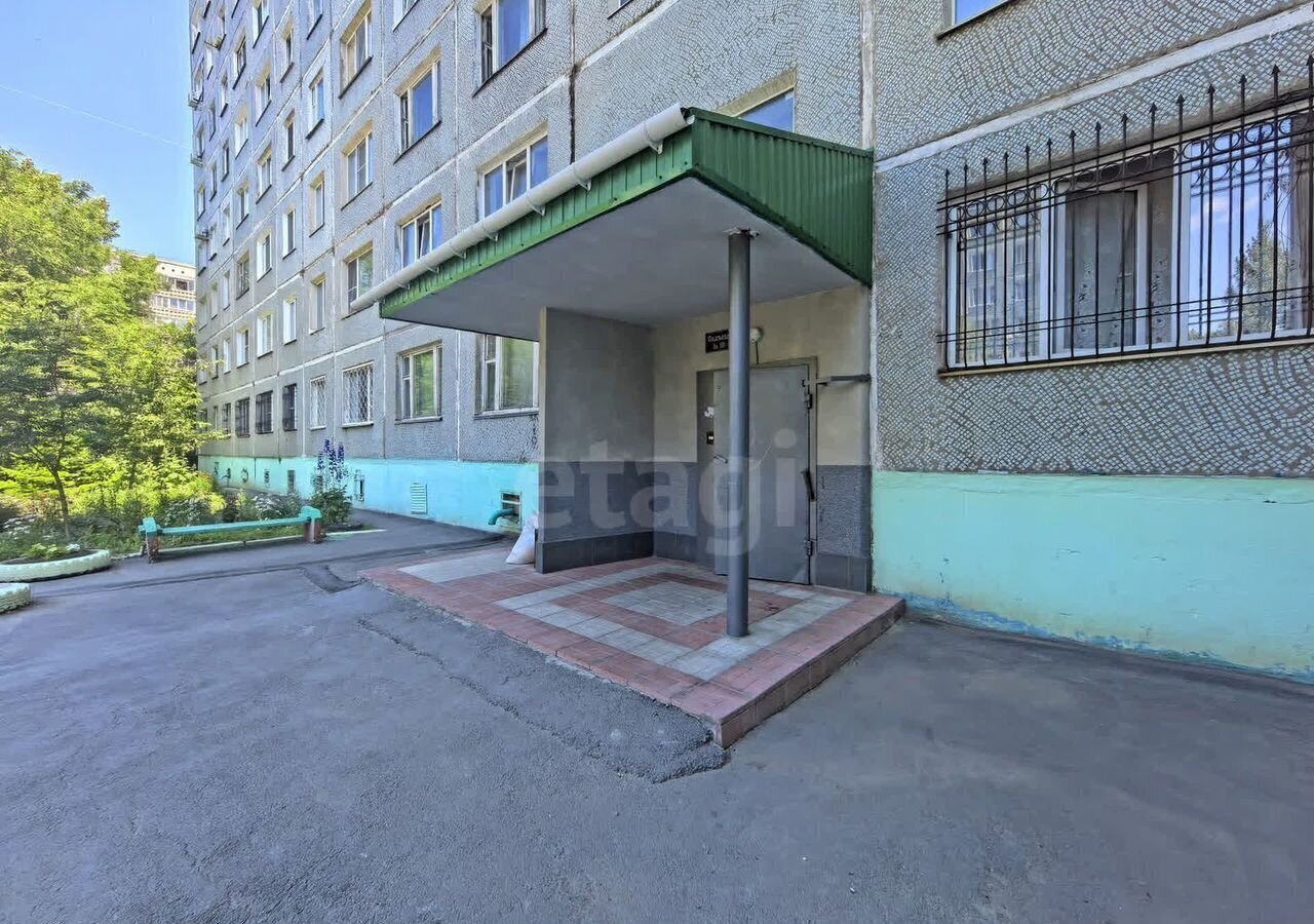 квартира г Омск р-н Центральный ул 9-я Линия 46 фото 15