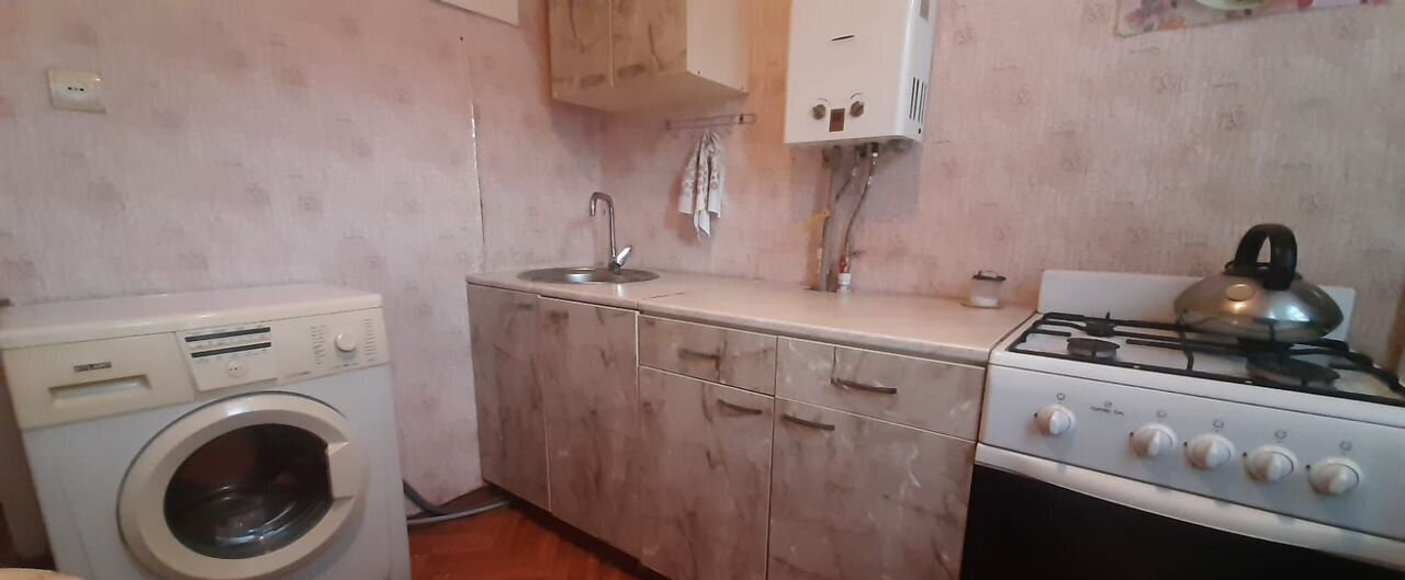 квартира г Таганрог Северный ул Лизы Чайкиной 64/2 фото 2