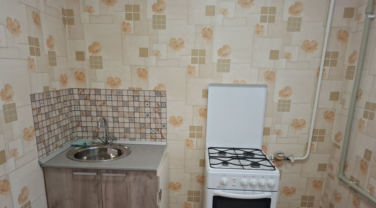 квартира г Саратов р-н Волжский микрорайон Комбайн 33 фото 4