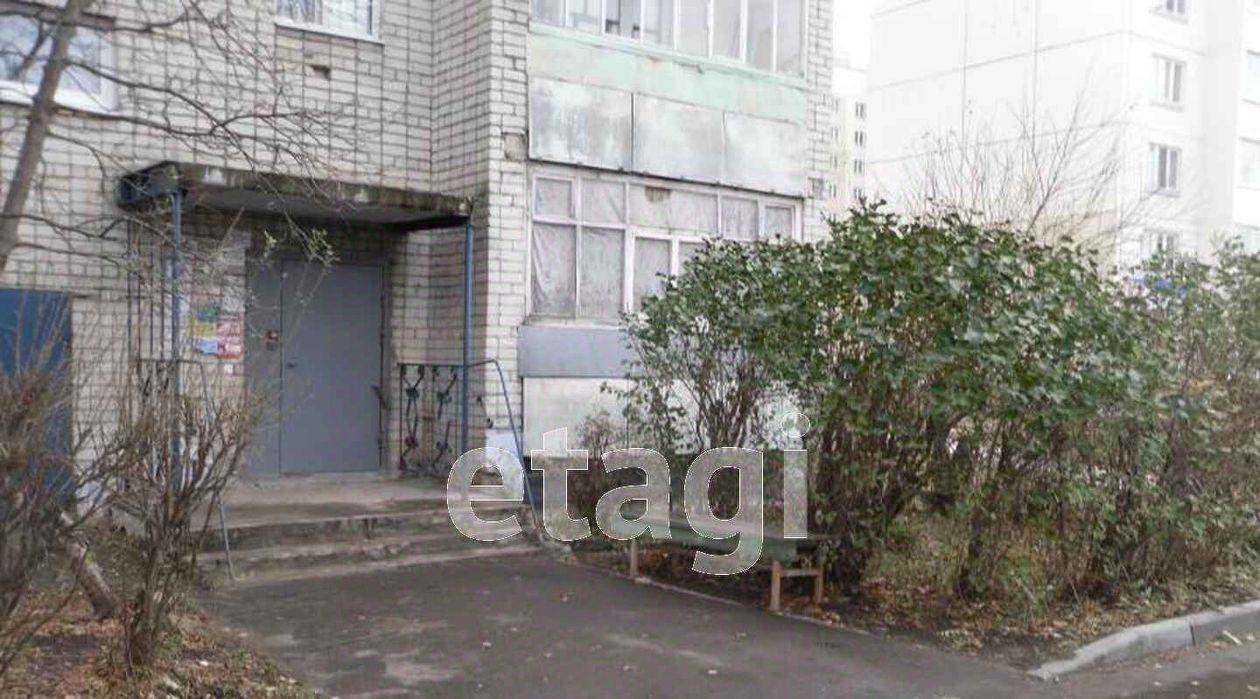 квартира г Тобольск мкр 4 35б фото 4