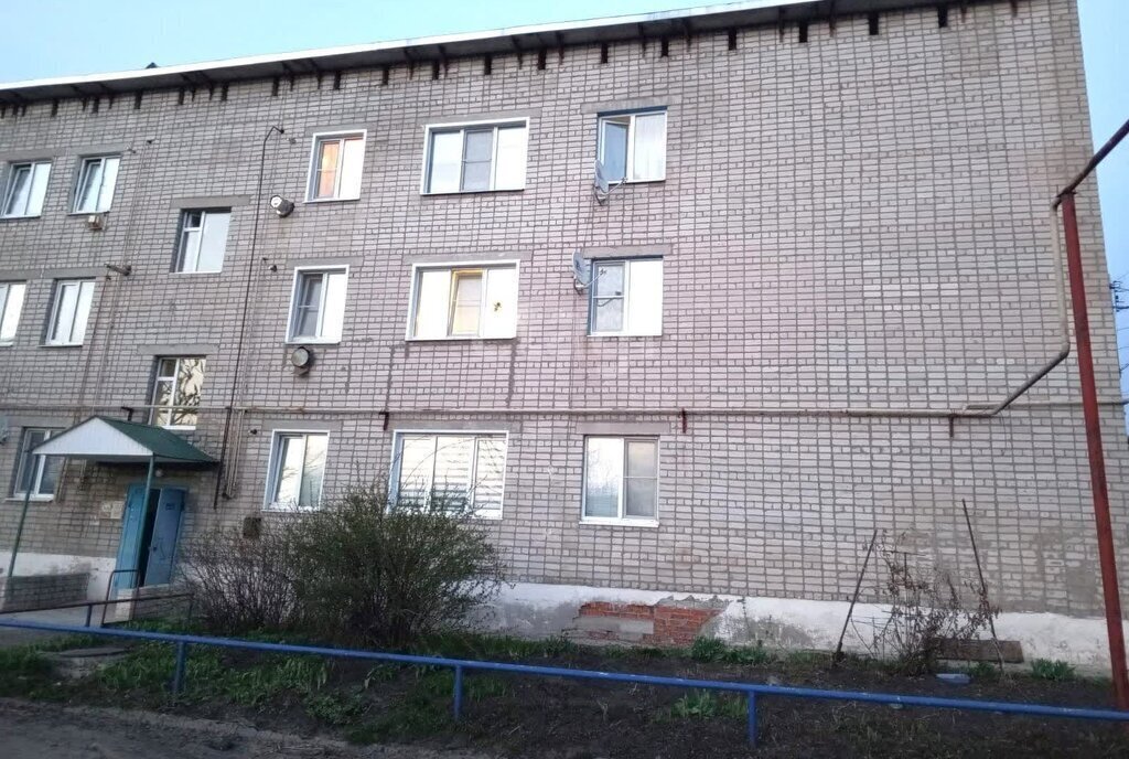 квартира г Уварово ул Коммунальная 6 фото 2