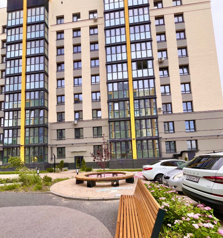 квартира г Брянск ул Крапивницкого 39/3 фото 1