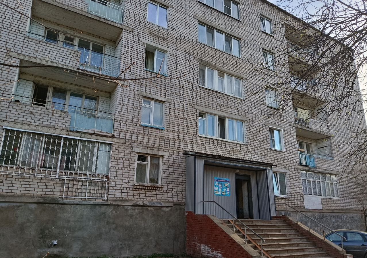комната г Сарапул ул Фрунзе 23 фото 1