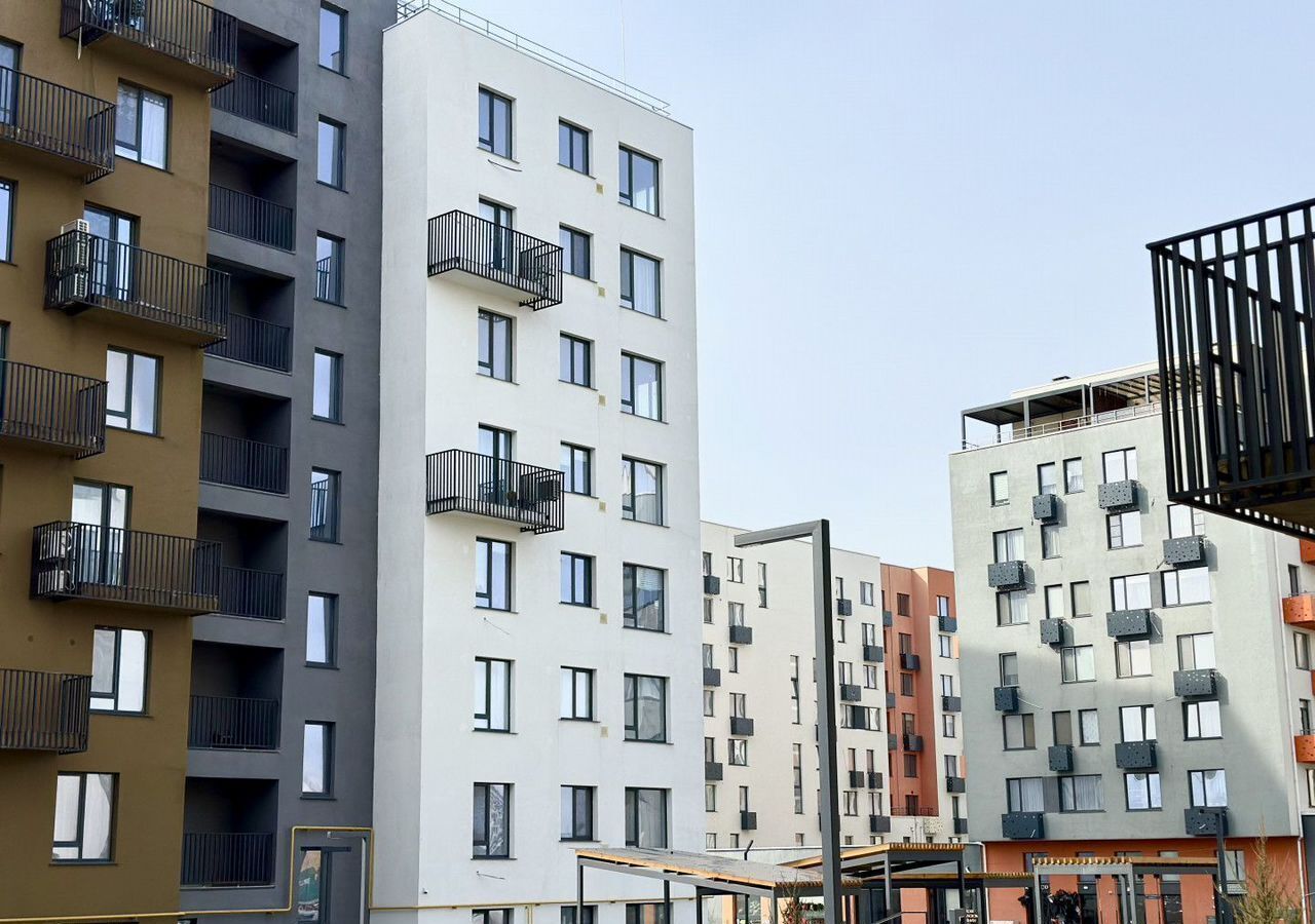 квартира г Симферополь пр-кт Александра Суворова 15к/6 фото 1