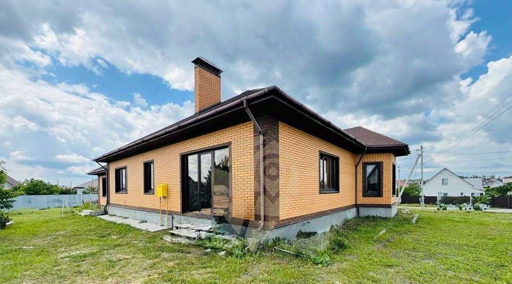 дом г Старый Оскол ул Ровенская фото 15