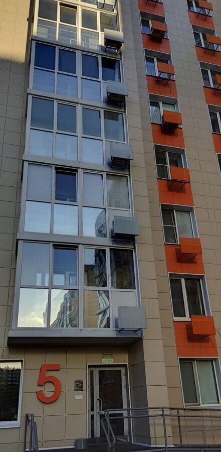 квартира г Тольятти р-н Автозаводский б-р Итальянский 24 фото 4