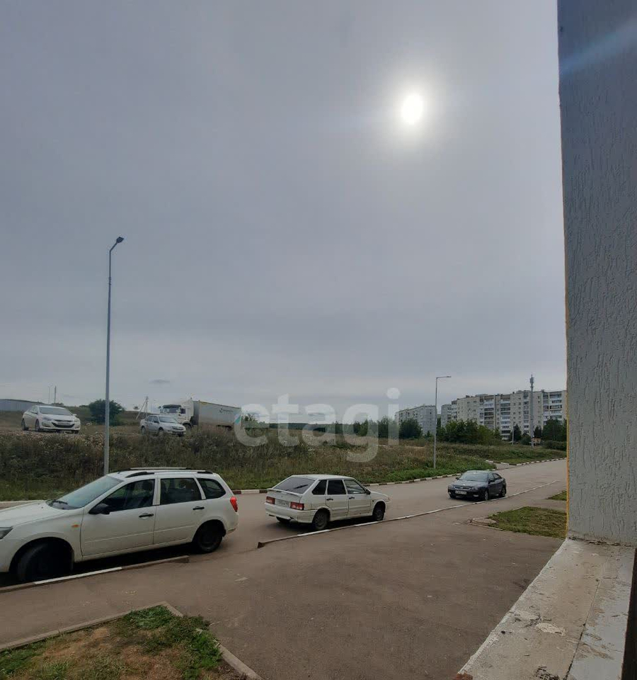 квартира г Октябрьский ул Рахимьяна Насырова 1 фото 10
