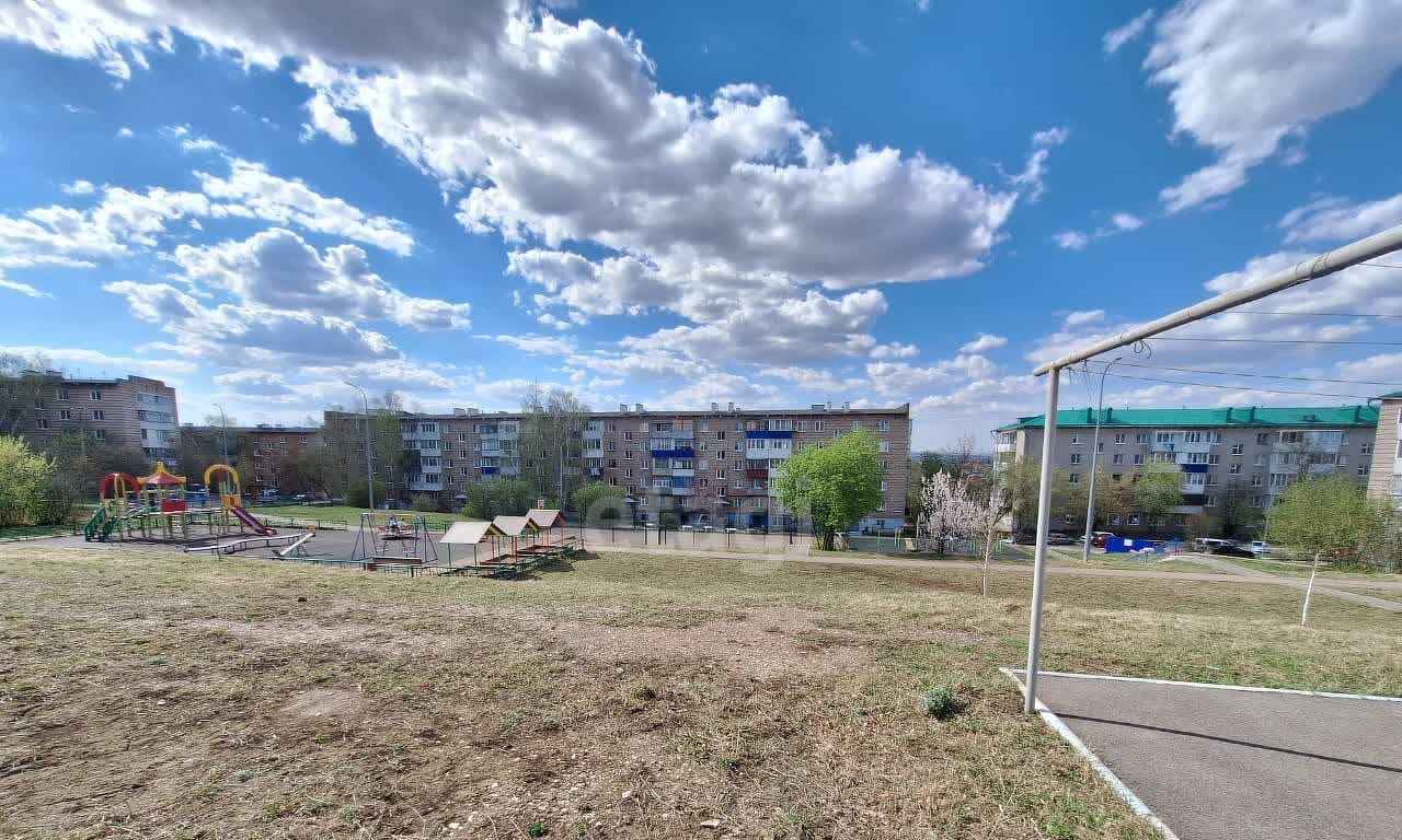 квартира г Октябрьский 21-й микрорайон 13 фото 16