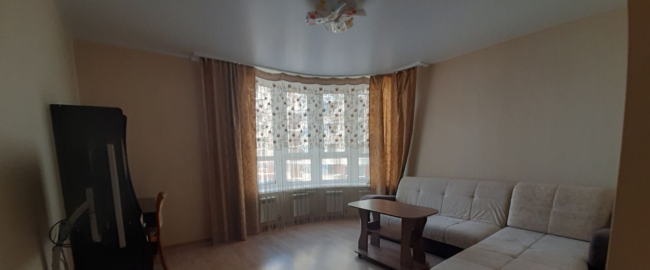 квартира г Сургут ул Мелик-Карамова 4 23А фото 2