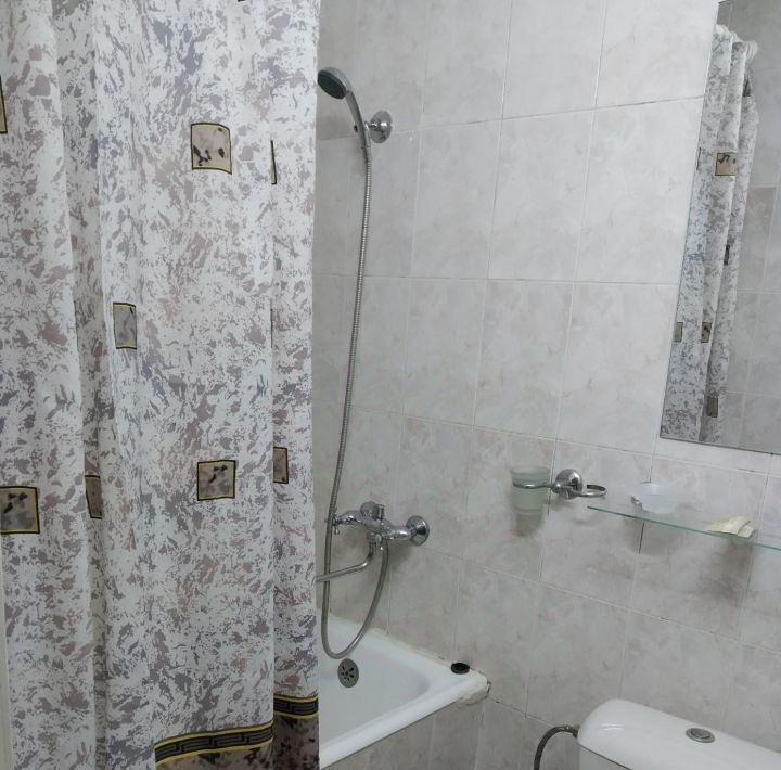 комната г Алушта ул Октябрьская 5 фото 2