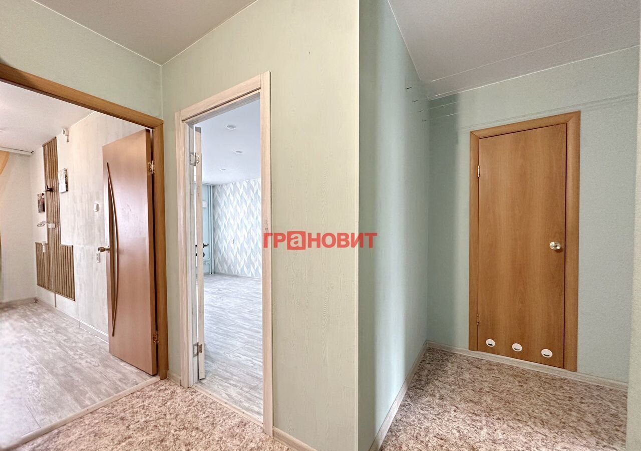 квартира г Новосибирск р-н Кировский ул Петухова 160 фото 9
