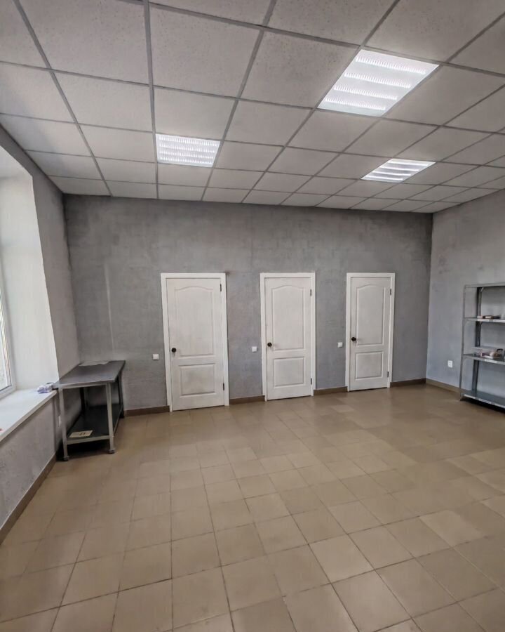 офис г Балашов ул Титова 2 Балашовский р-н, муниципальное образование фото 1