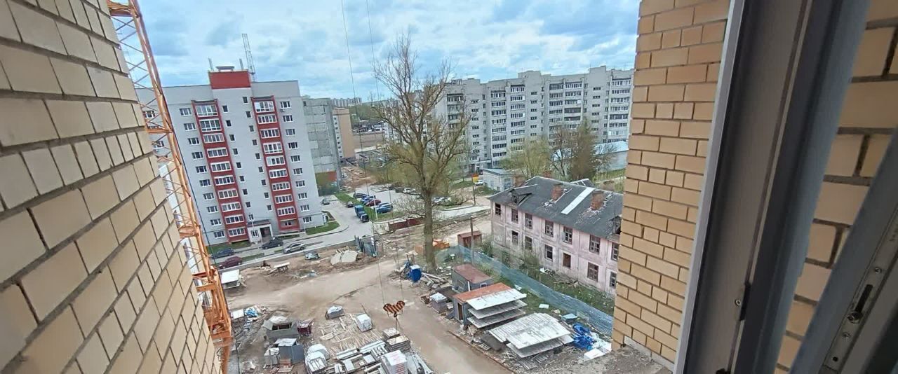 квартира г Смоленск р-н Промышленный ул Киевская 2-я 18а фото 3