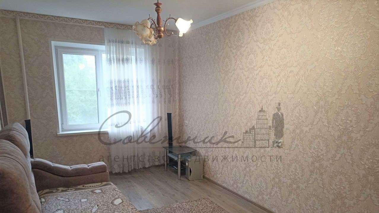 квартира г Старый Оскол м-н, Макаренко, 32 фото 1