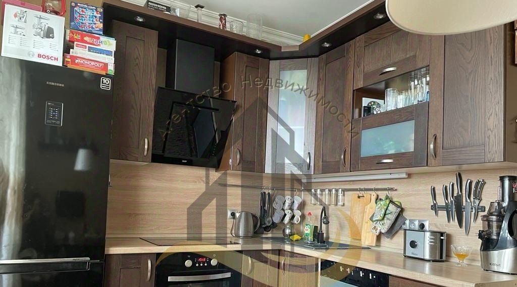 квартира г Старый Оскол Дубрава 3 кв-л, 1А фото 1