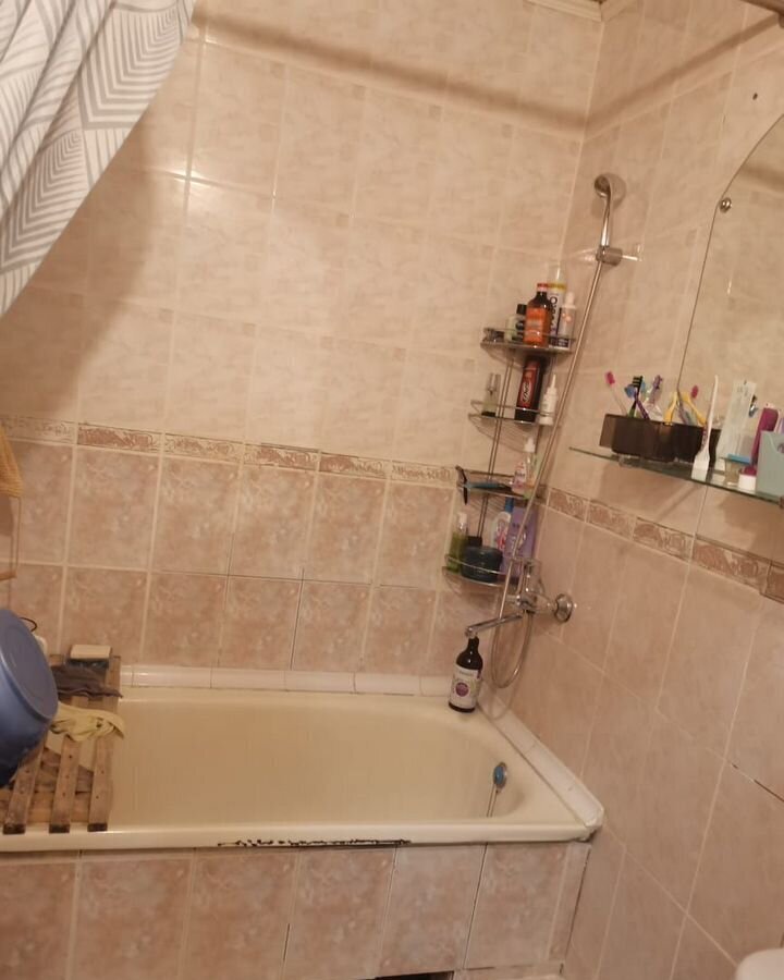 квартира г Волгоград р-н Дзержинский ул Краснополянская 34 фото 4