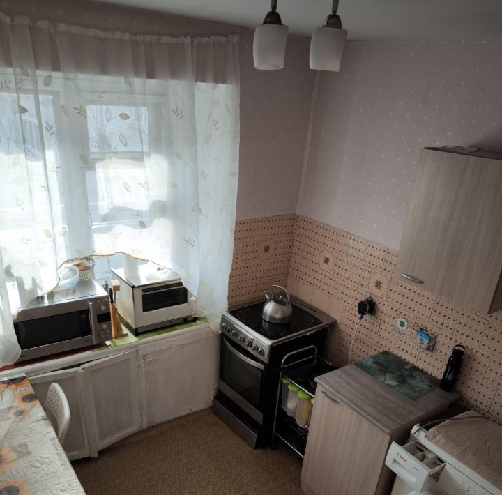 квартира г Абакан ул Чехова 52 фото 2