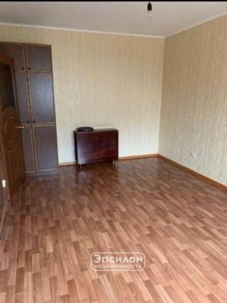 квартира г Курск р-н Центральный пр-кт Вячеслава Клыкова 62 фото 3