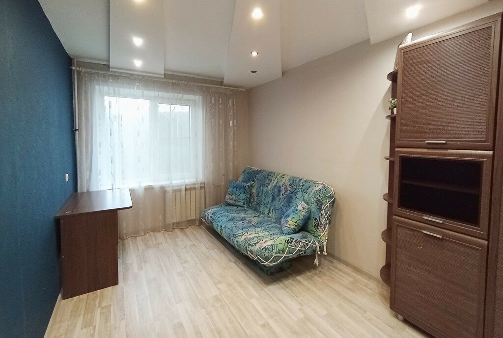 квартира г Саратов улица имени С. Ф. Тархова, 1 фото 9