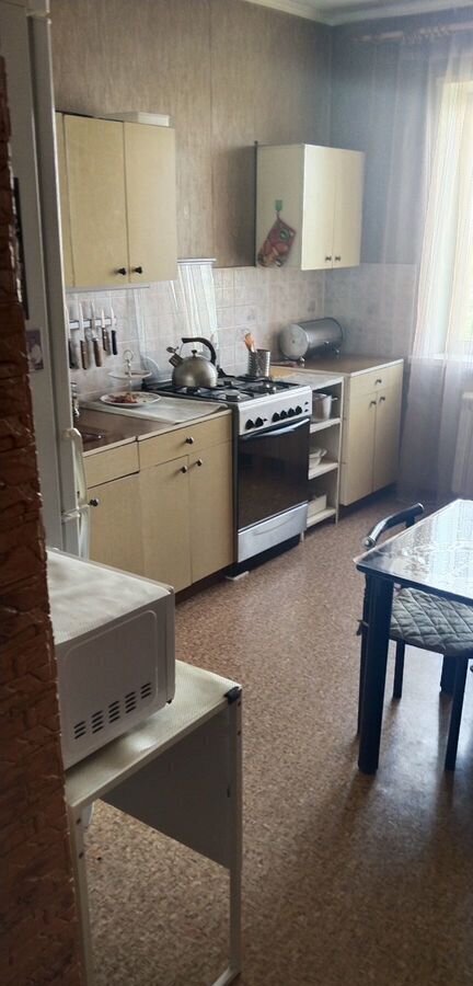квартира г Омск р-н Кировский ул 2-я Любинская 11а фото 12