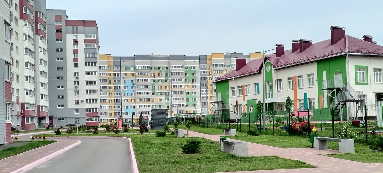 квартира г Брянск ул им.О.Н.Строкина 7 фото 1