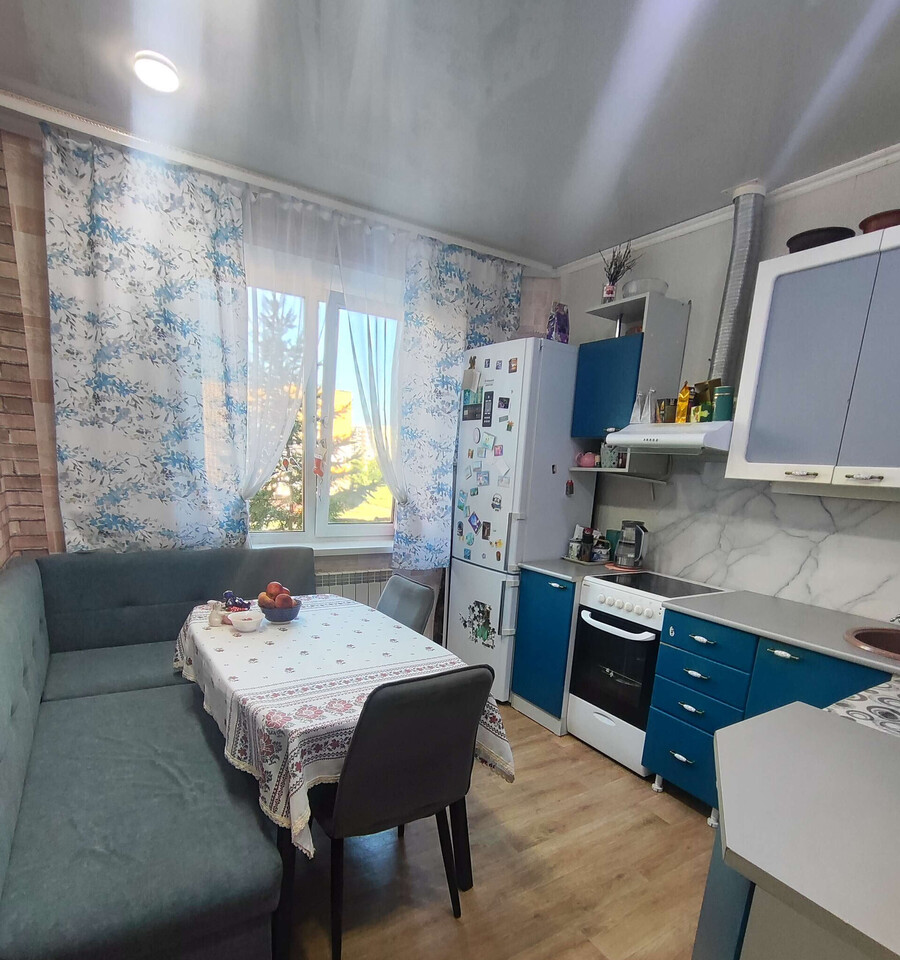 квартира г Шарыпово 4-й м-н, 20а фото 1