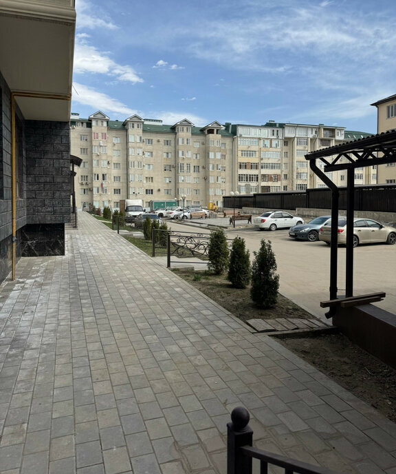 квартира г Нальчик улица Героя России Т. М. Тамазова, 2А фото 2