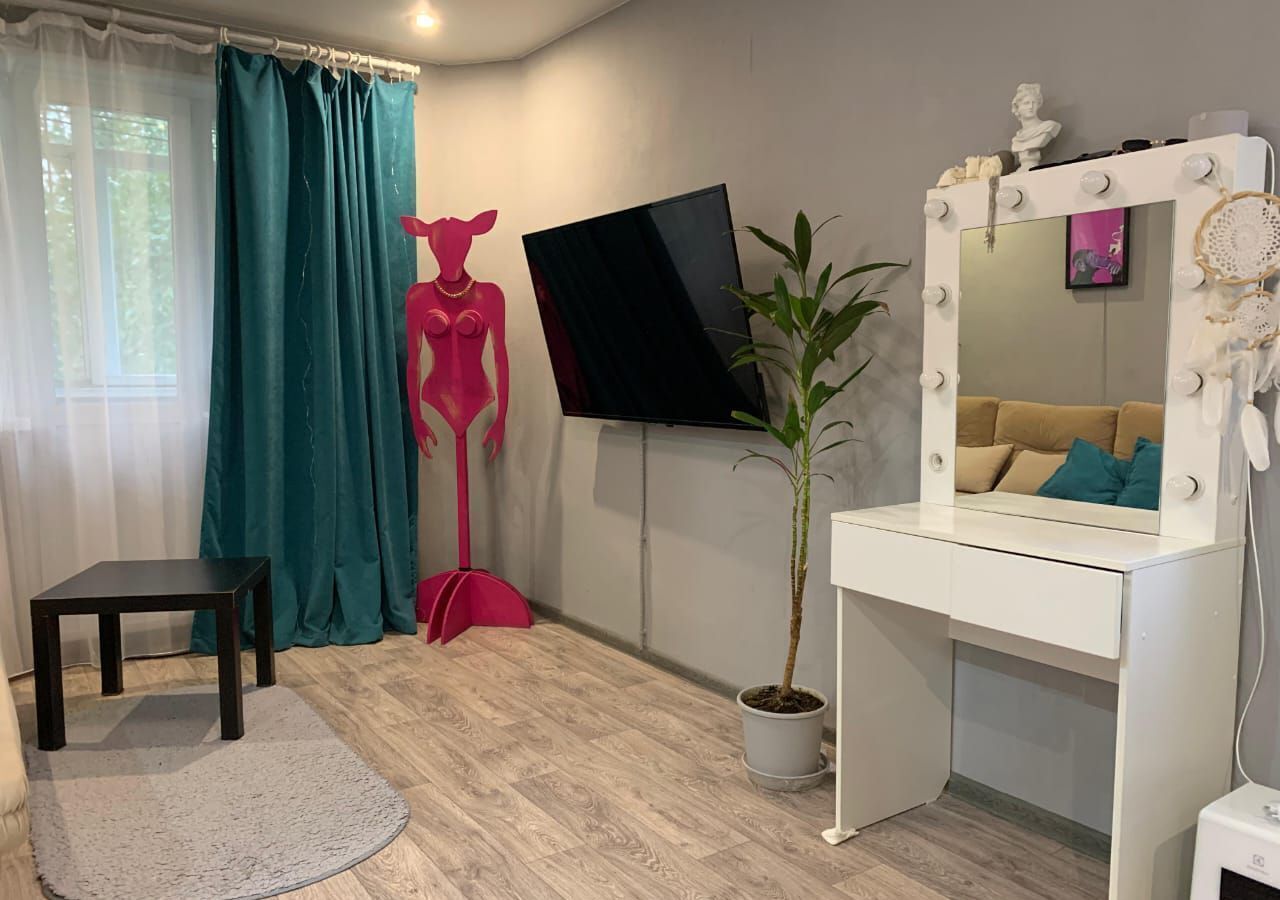 квартира г Комсомольск-на-Амуре ул Орджоникидзе 50к/2 фото 1