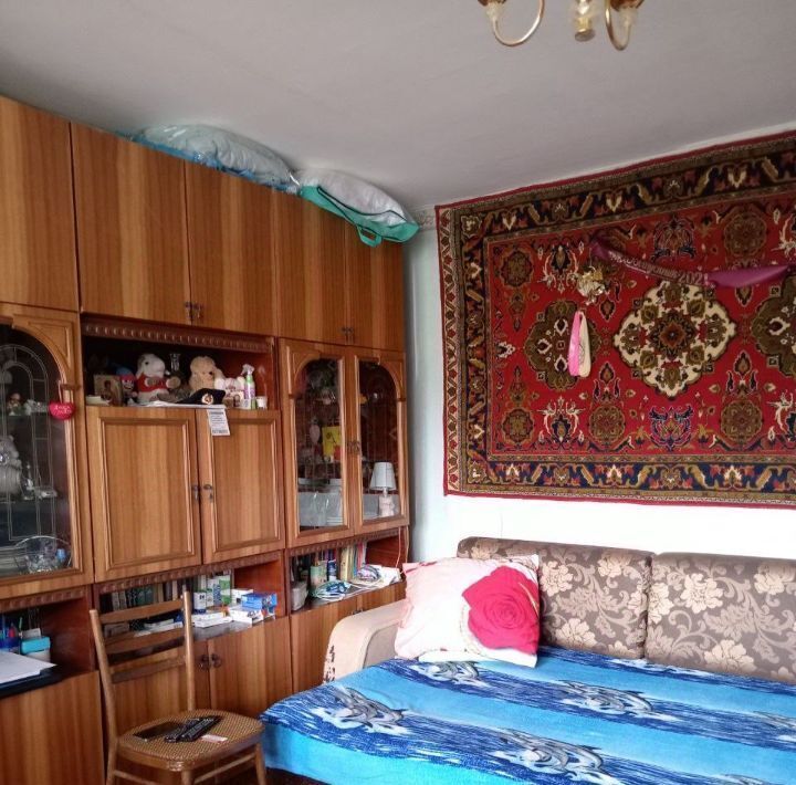 квартира г Волгоград р-н Дзержинский ул им. Землячки 28 фото 2