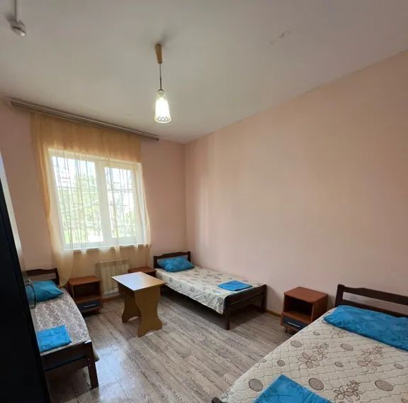 комната г Сочи р-н Адлерский ул Каспийская 51е фото 1