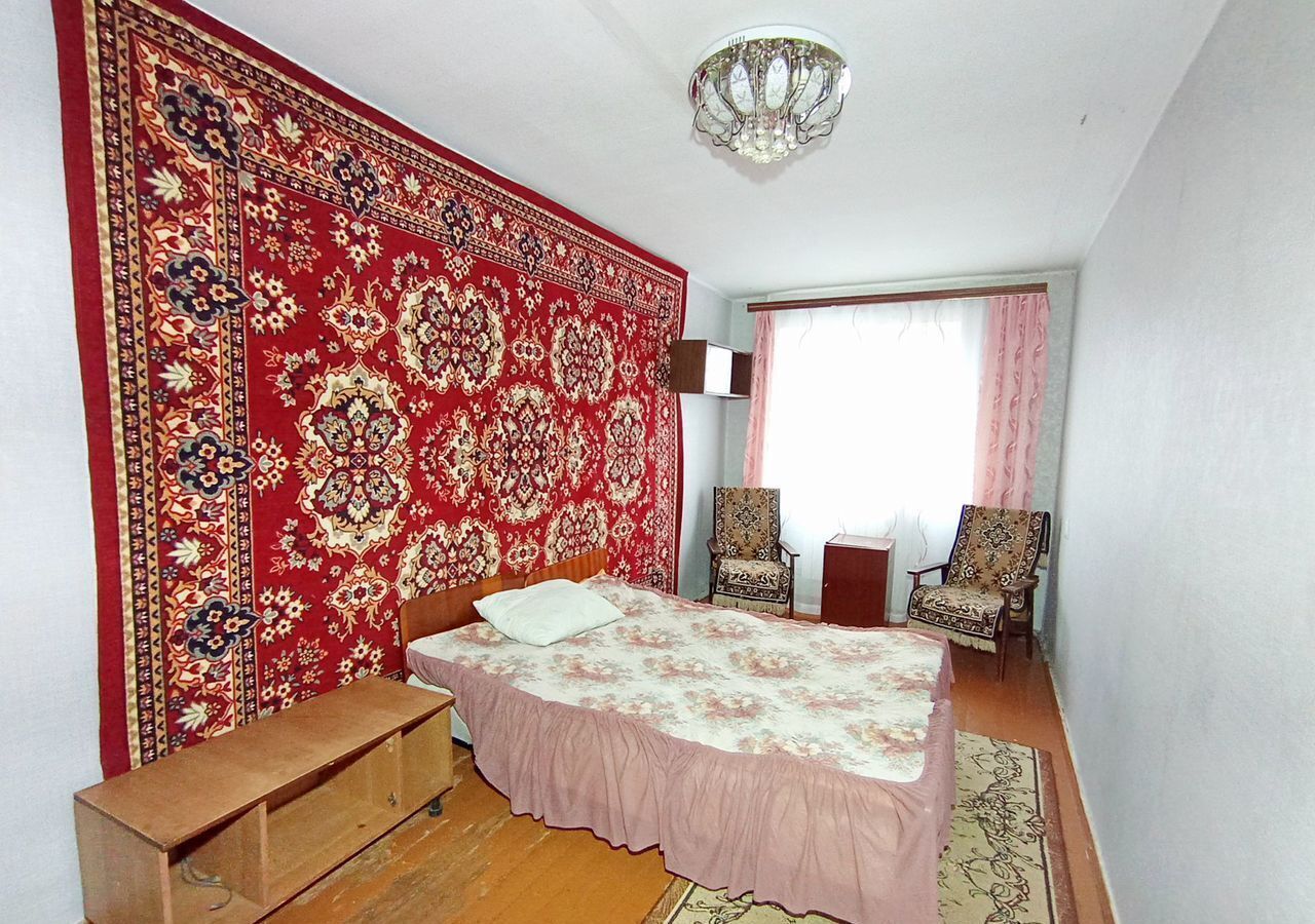 квартира р-н Ейский г Ейск ул Энгельса 4а фото 1