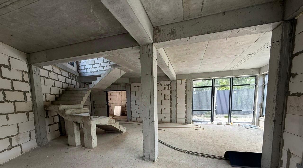 дом г Ялта ул Блюхера 13 фото 16