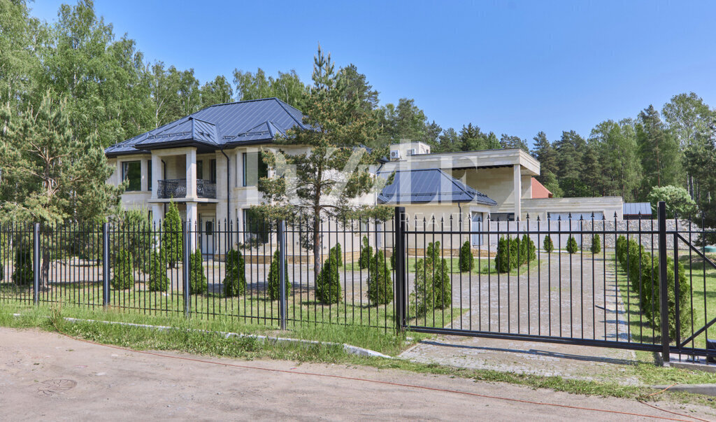 дом г Санкт-Петербург п Комарово ул Цветочная 22к/9 Беговая фото 2