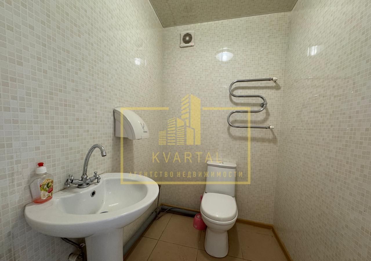 офис г Астрахань р-н Кировский ул Красного Знамени 7 фото 8