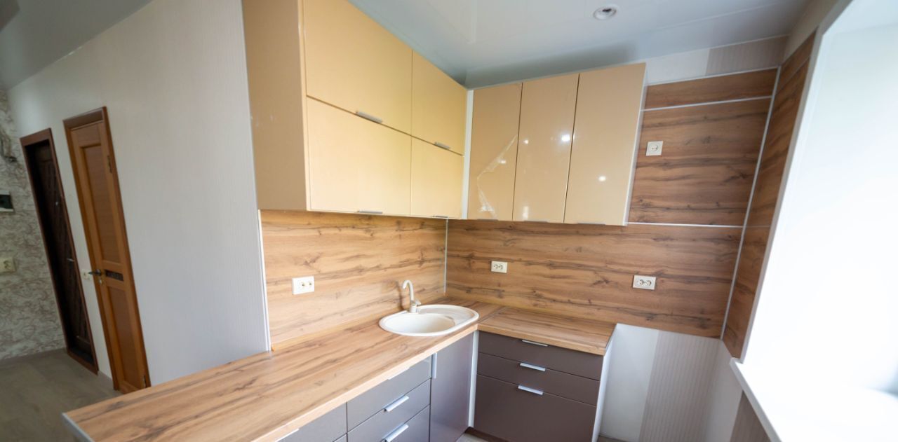 квартира г Улан-Удэ р-н Железнодорожный ул Октябрьская 27 фото 1