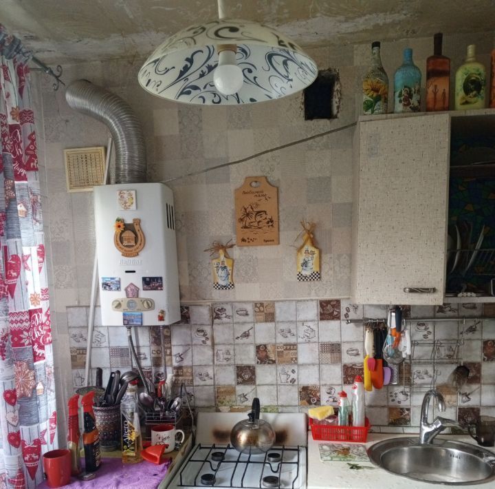 квартира г Волгоград р-н Ворошиловский ул им. милиционера Буханцева 52 фото 8