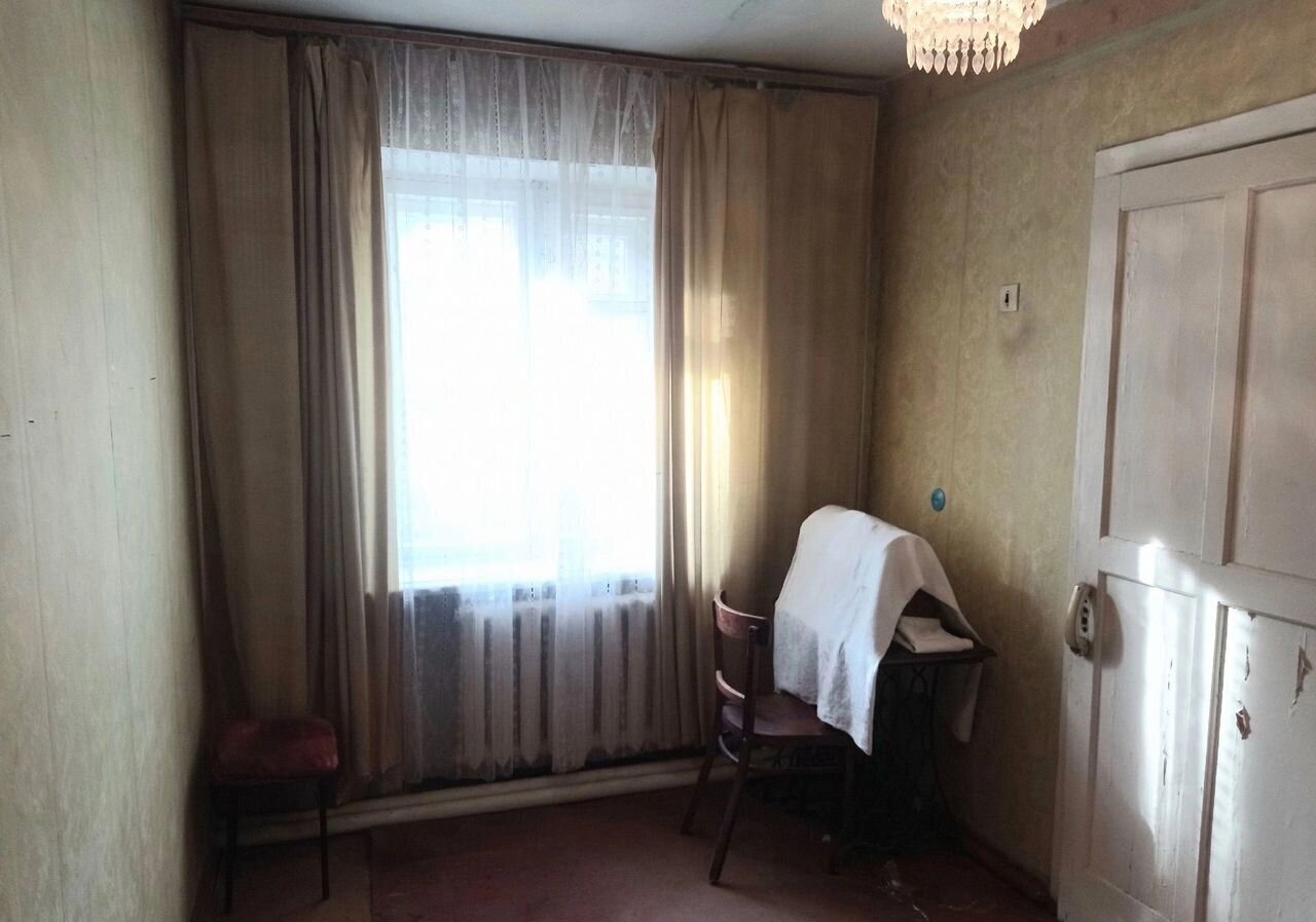квартира г Каменск-Шахтинский пер Володарского 52 фото 3