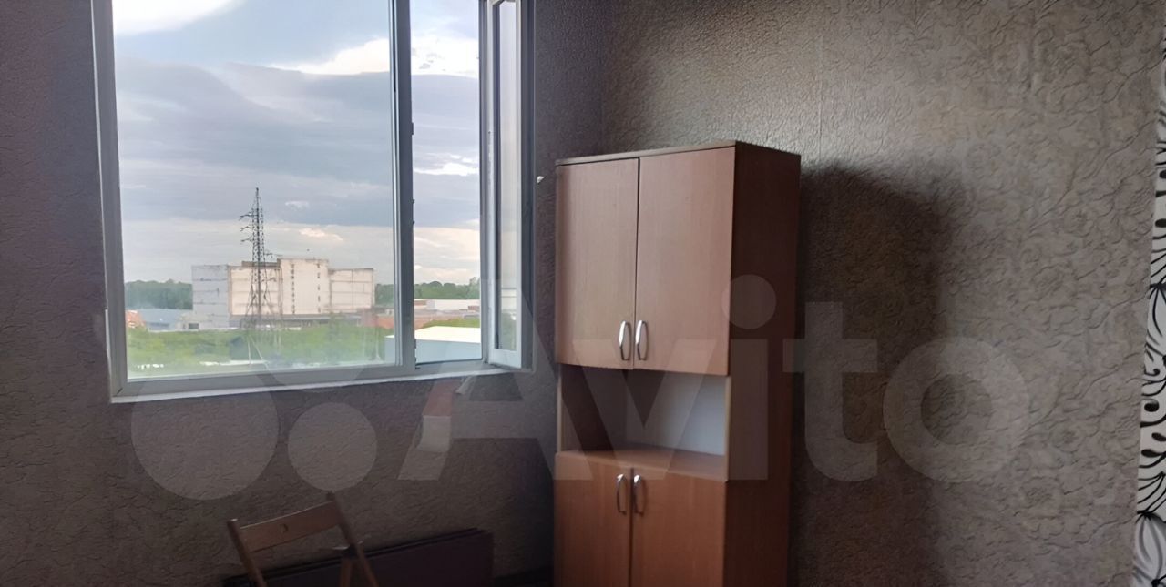 квартира г Омск р-н Центральный ул 2-я Учхозная 4к/2 фото 4