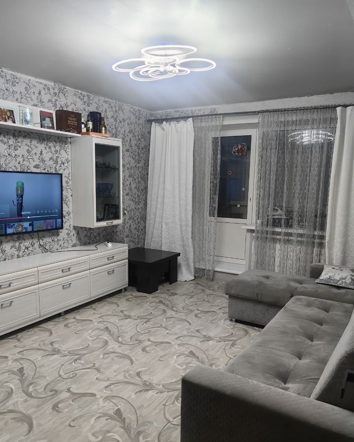 квартира г Кинель ул Фестивальная 3 фото 1