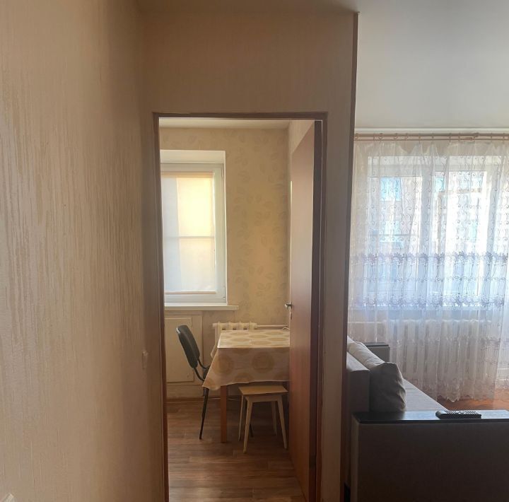 квартира г Волгоград р-н Центральный ул Советская 34 фото 2