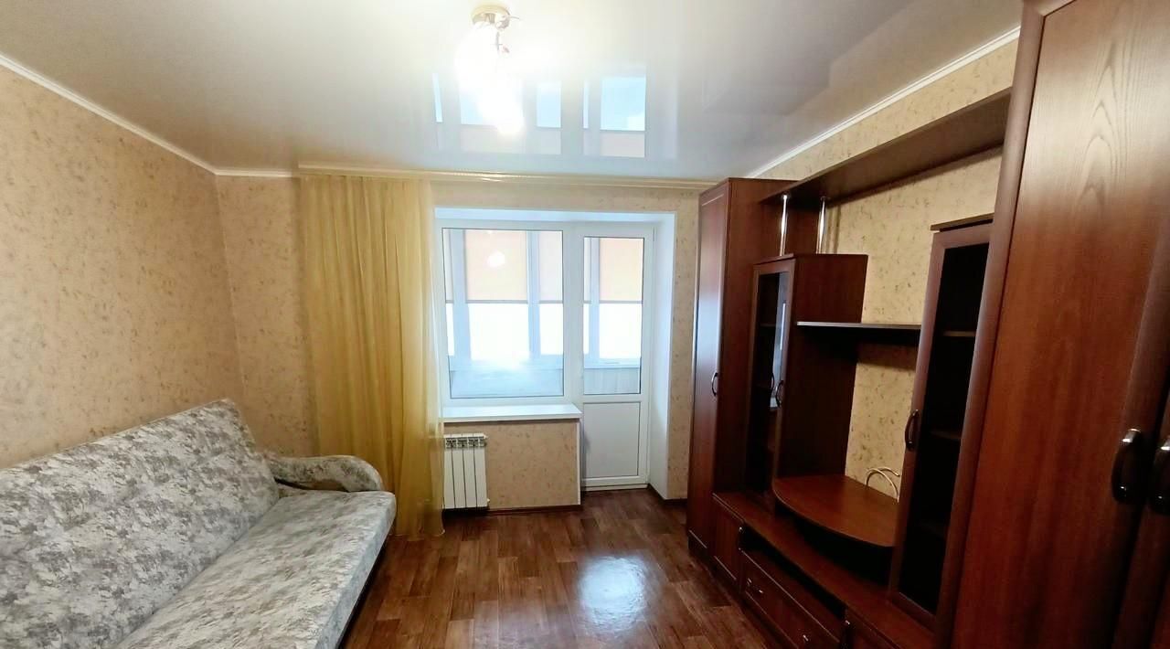 квартира г Саратов р-н Кировский Солнечный 2 ул им Панченко К.П. 4/5 микрорайон «№10» фото 1