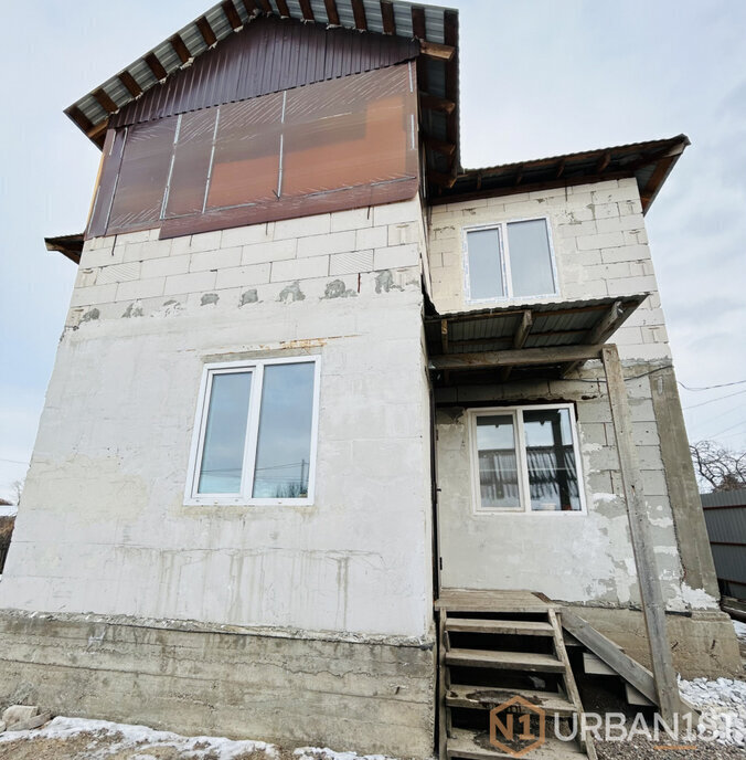 дом г Красноярск р-н Ленинский ул Рейдовая 27а/528 фото 3