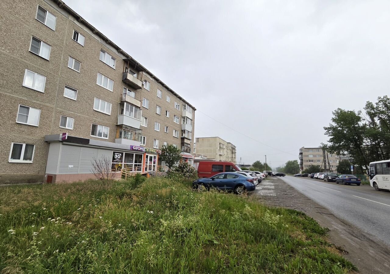 торговое помещение р-н Сысертский г Сысерть ул Розы Люксембург 24 фото 2