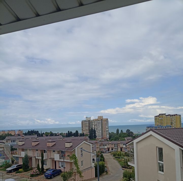 дом г Сочи р-н Адлерский Адлер ул Изумрудная 44а жилрайон фото 1