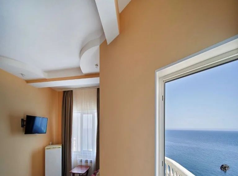 комната г Алушта п Утес ул Гагариной 25/314 фото 2