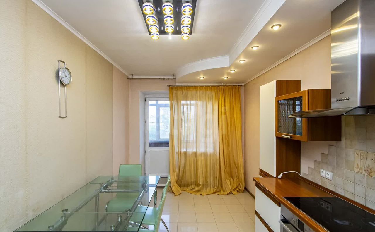 квартира г Тюмень р-н Центральный ул Сургутская 11к/3 фото 3