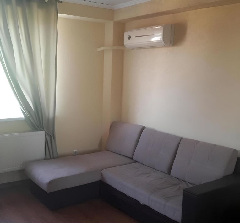 квартира г Ростов-на-Дону р-н Октябрьский ул Ларина 7/2 фото 2